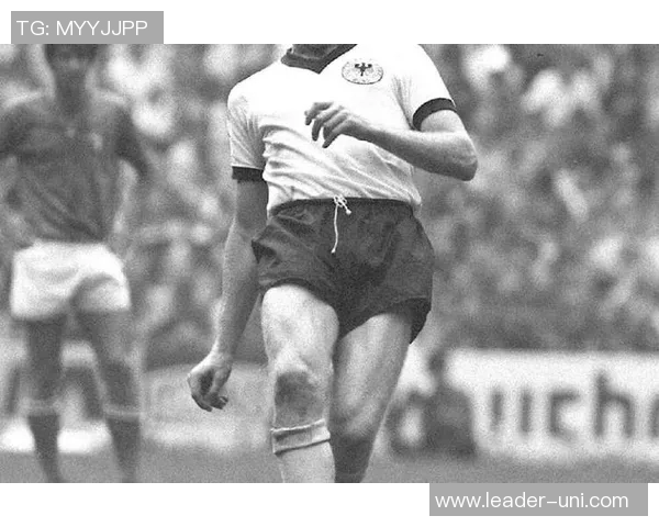 勇敢无畏的足球巨星在强权面前坚定立场展现真我风采