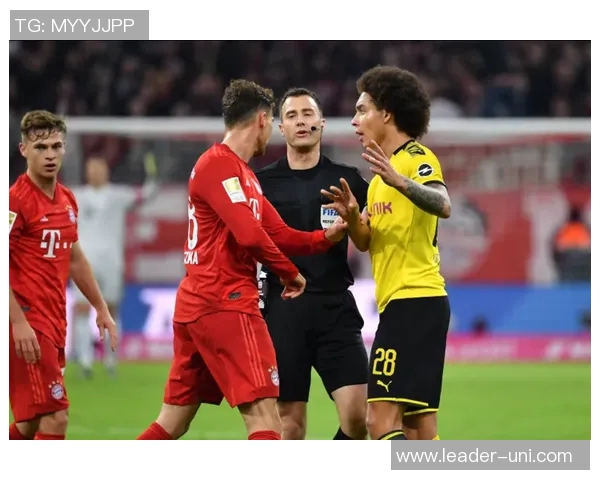 巴萨与利物浦激情对决海报展现足球魅力与荣耀之战